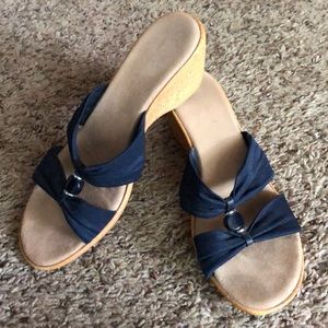 Navy wedge sandal